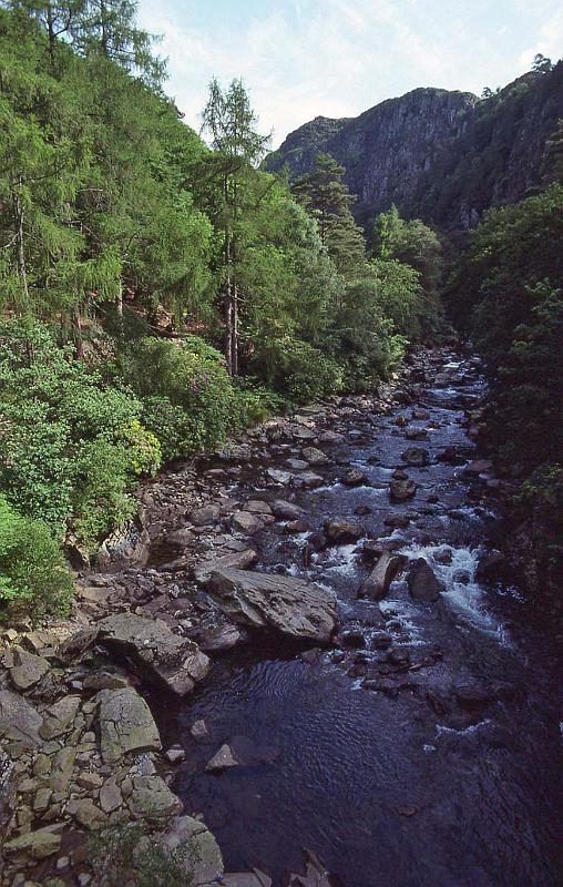 WT 2700 336-30 UK 1992-1.jpg